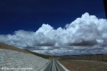   《把铁路修到拉萨去》   平利县城关二小 吕国文