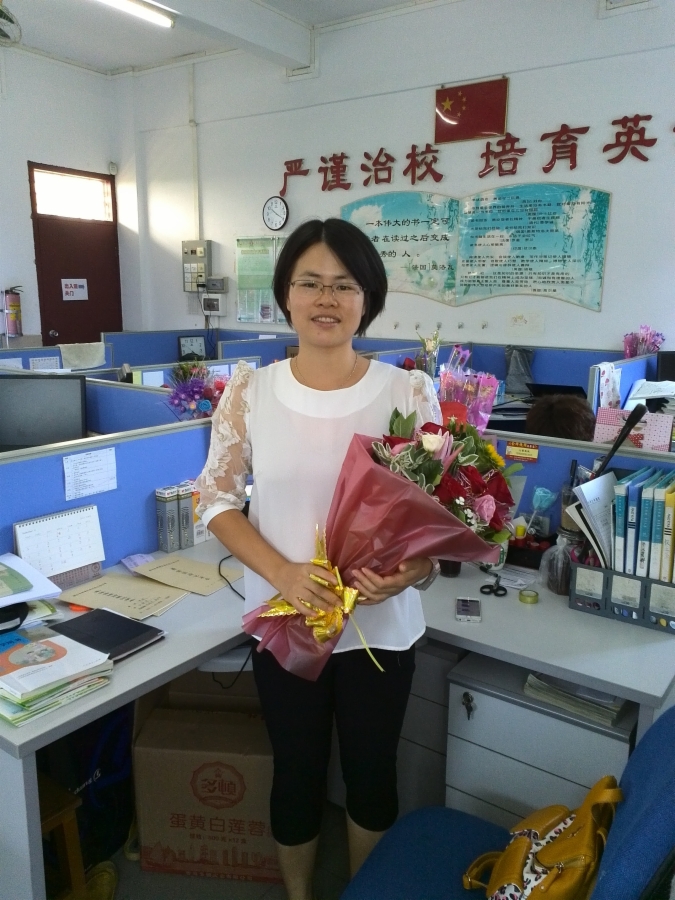 禅城吉利小学冼惠芳
